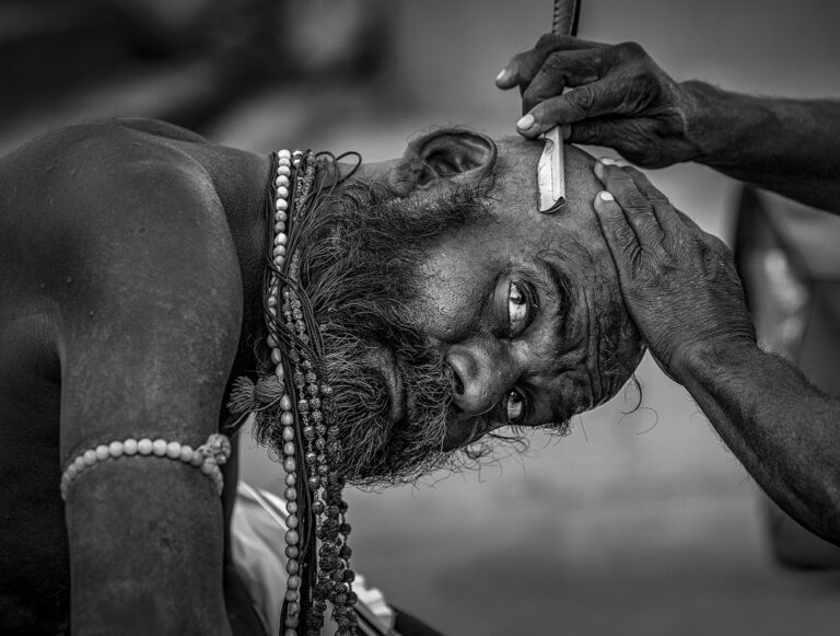 Black and white portrait - Barber skill